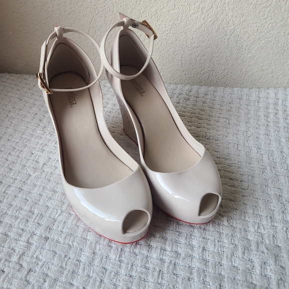 PATCHULI X BY MELISSA PLATFORM WEDGES Women's Size 6 - Picture 1 of 13